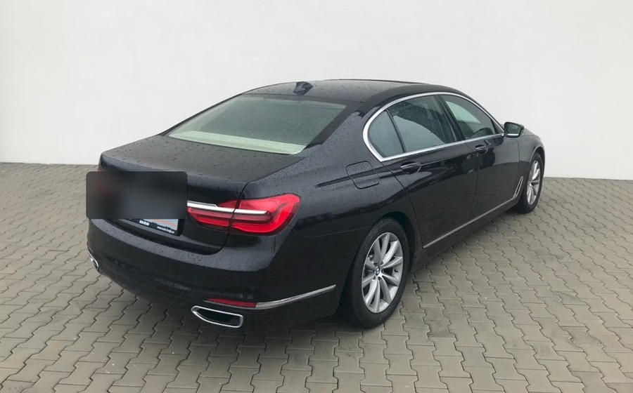 Zadní část BMW řady 7